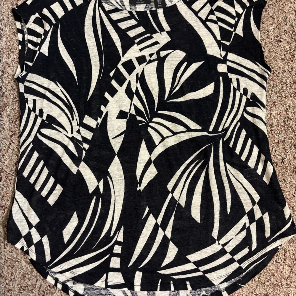 ⬇️ 100% Linen Black and Cream Abstract Women's Top NWOT
